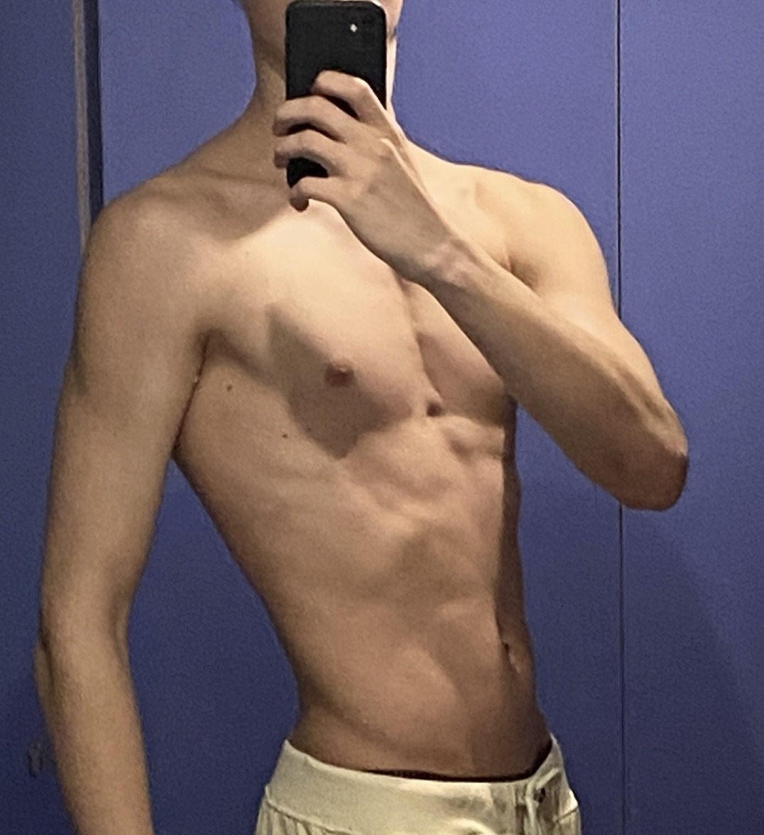 Profil de Mattéo, 21 ans, Escort Trans France à Varinfroy