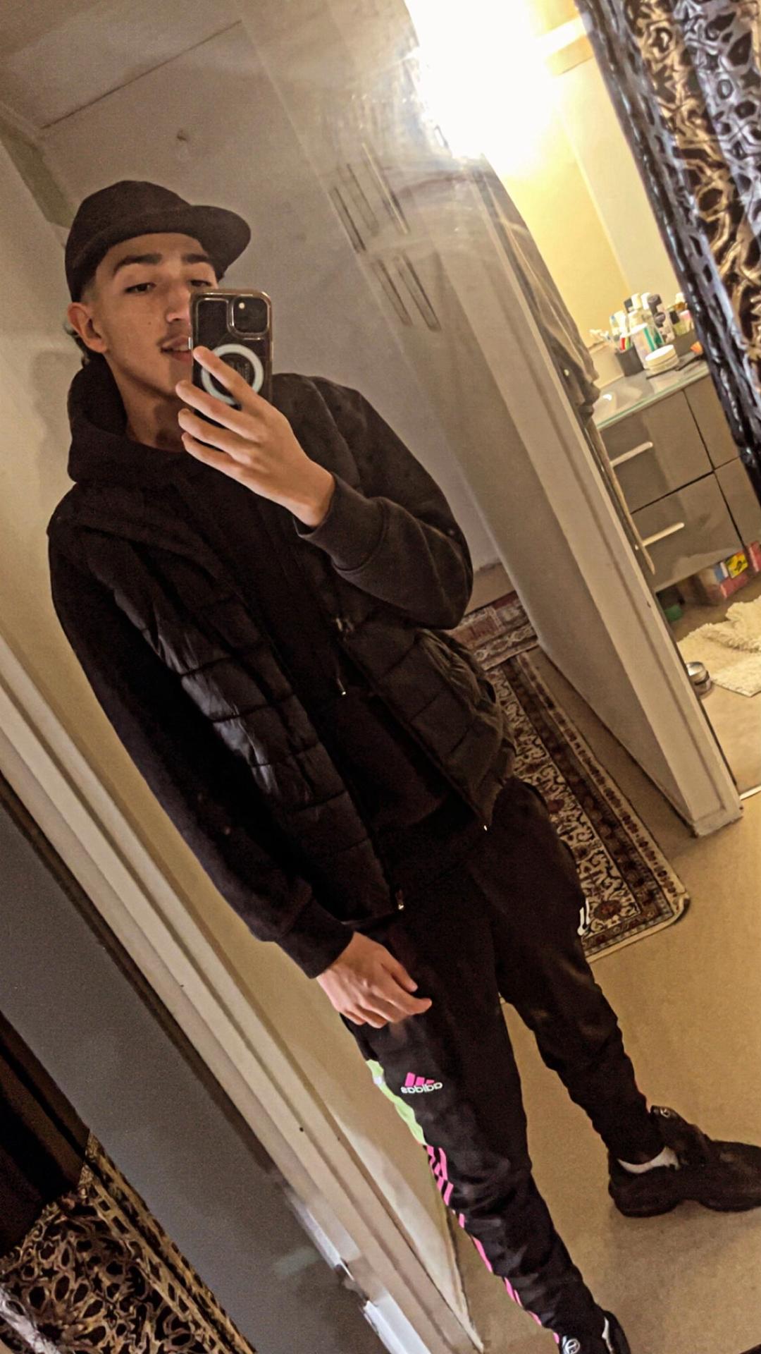 Profil de Naoufal, 20 ans, Escort Trans France à Pontarlier