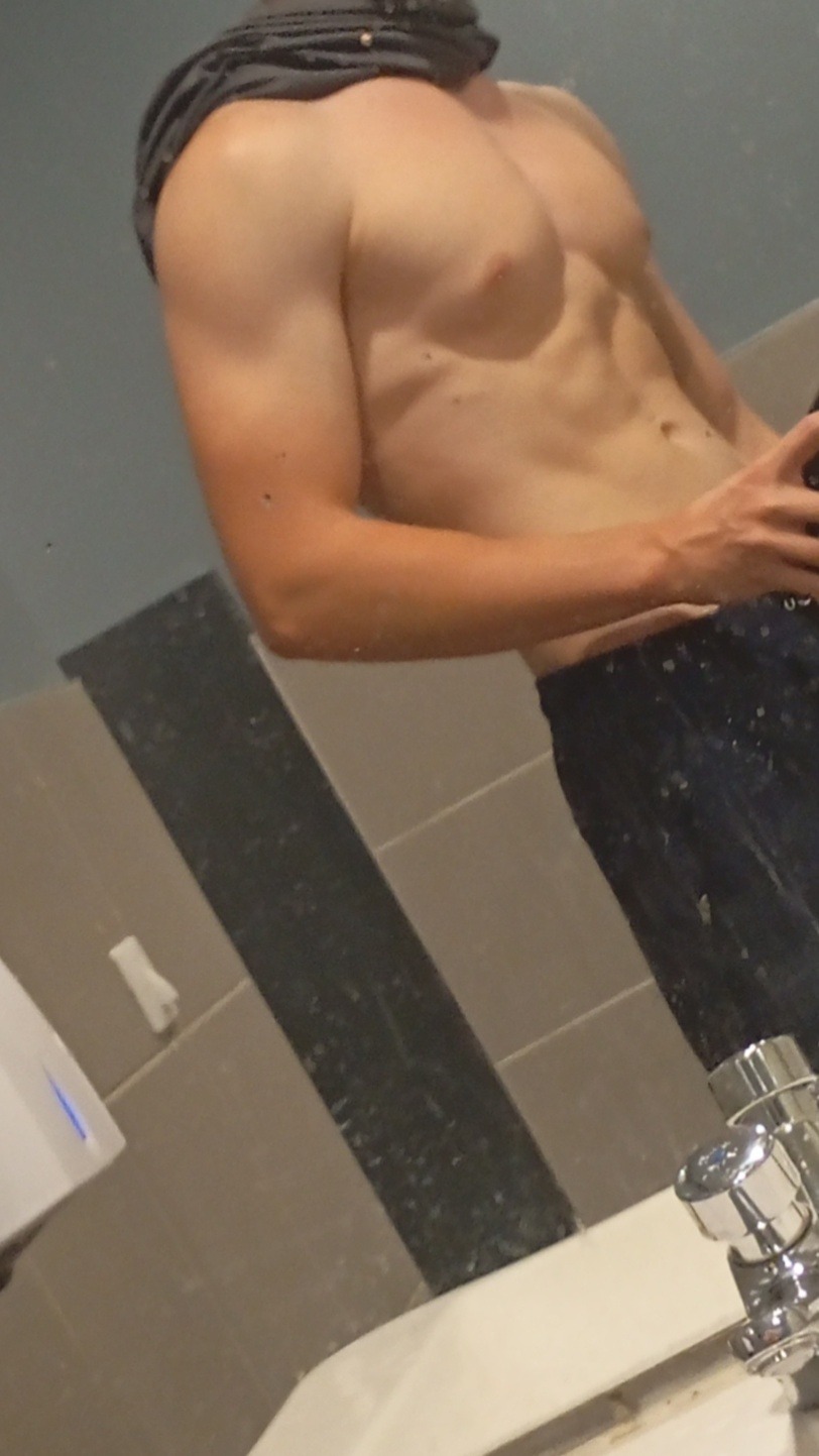 Profil de Annunziato, 19 ans, Escort Trans France à LeVernet
