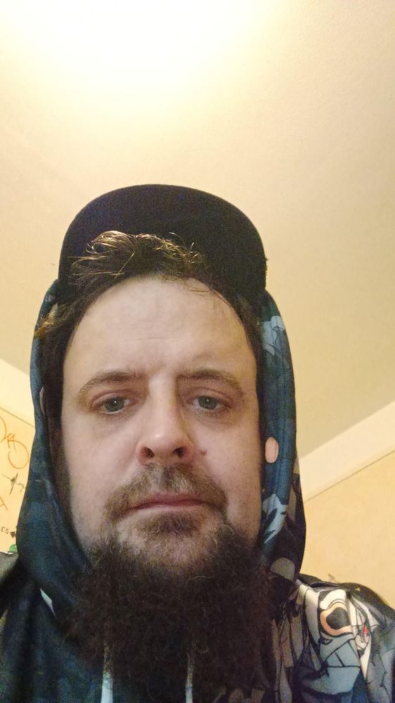 Profil de Hossen, 37 ans, Escort Trans France à Saint-Simon
