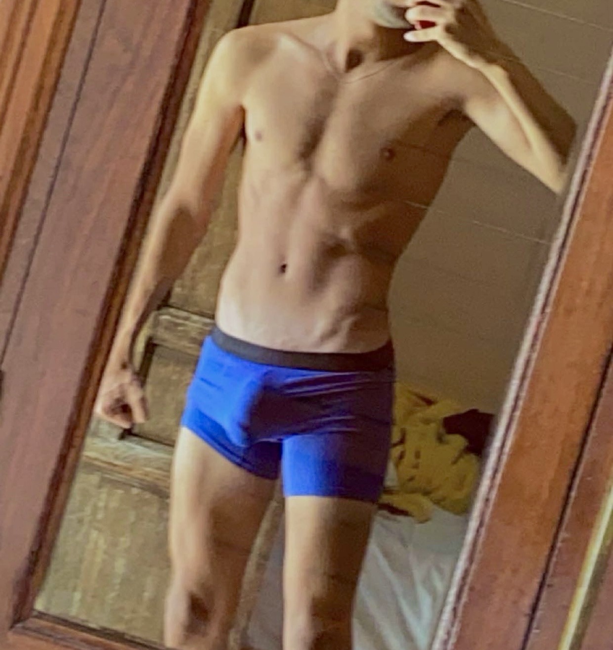 Profil de Sélim, 27 ans, Escort Trans France à Charleval