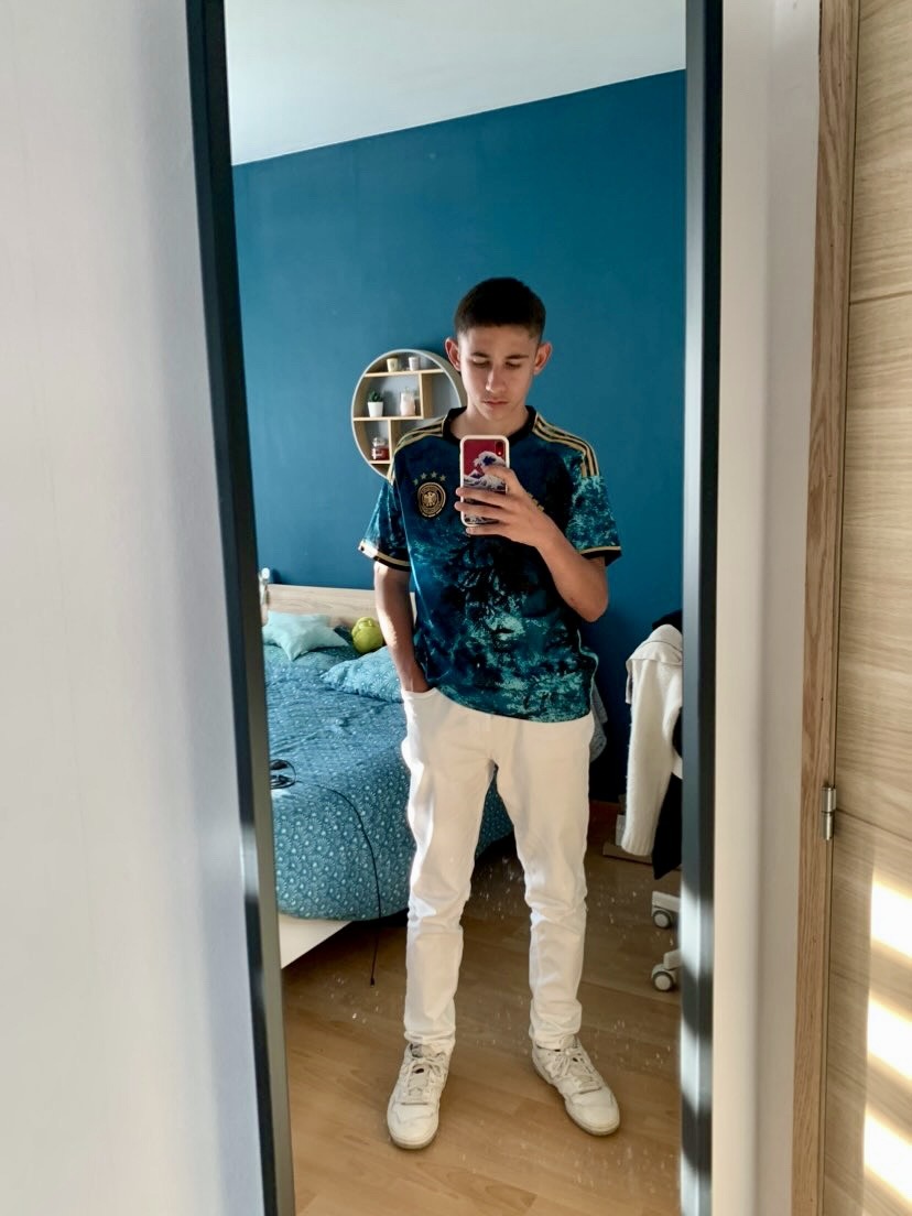 Profil de Dimitry, 20 ans, Escort Trans France à Urville