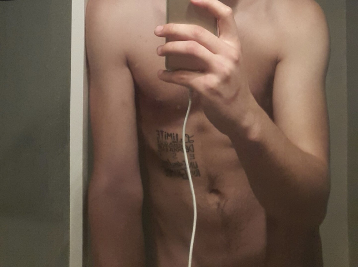 Profil de Dowson, 25 ans, Escort Trans France à Canet