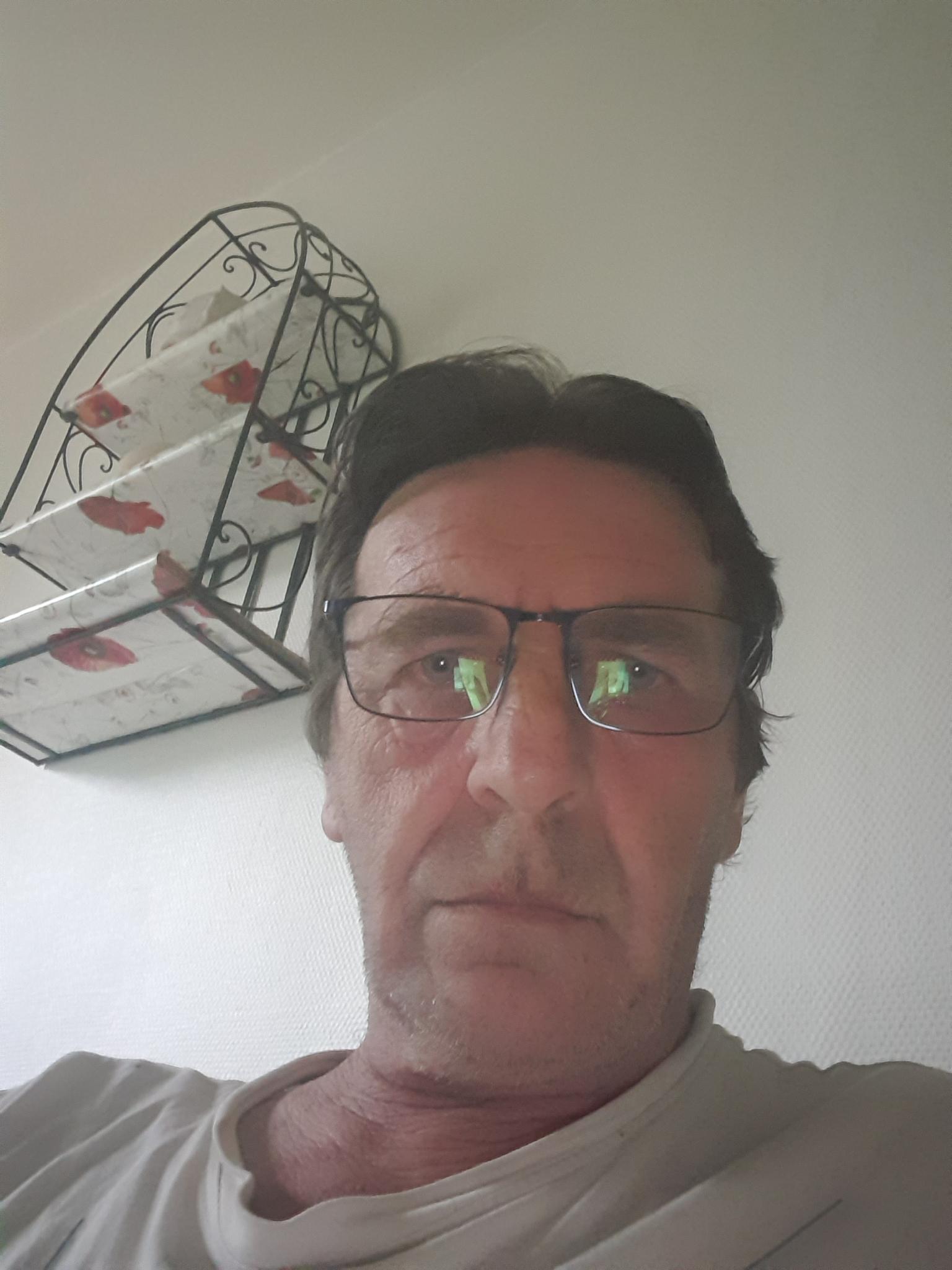 Profil de Athmane, 55 ans, Escort Trans France à Anglefort