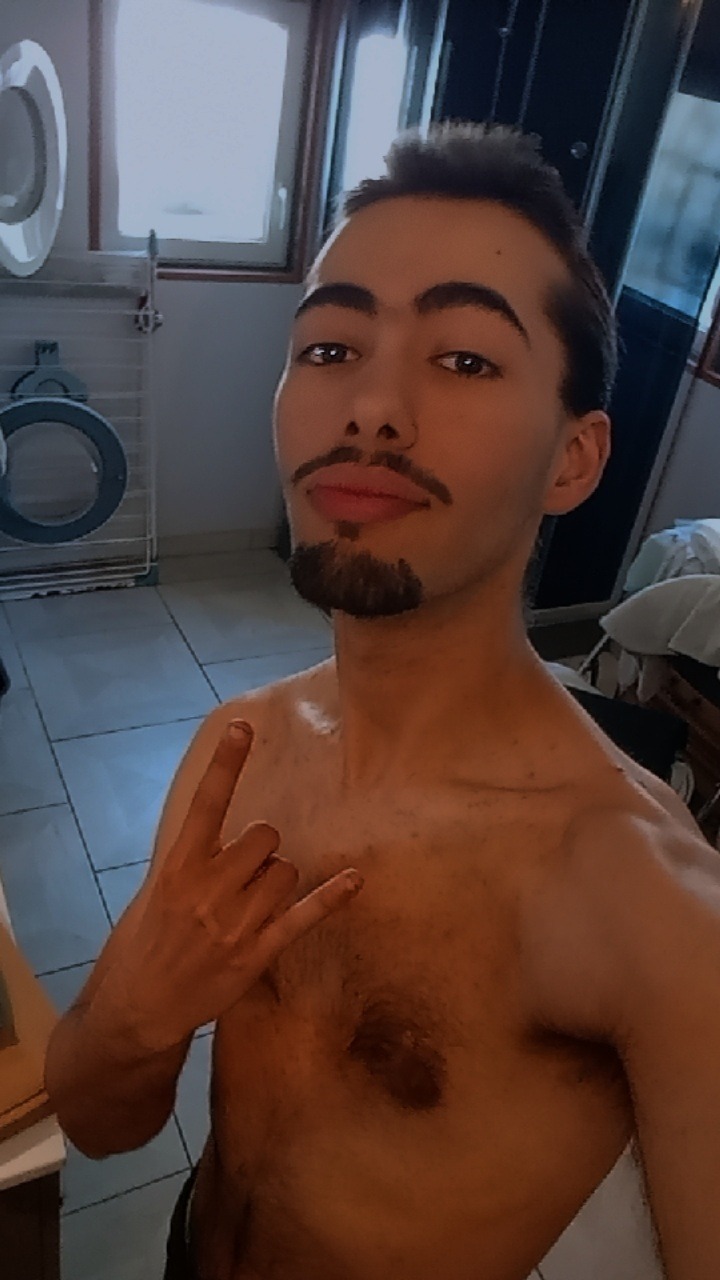 Profil de Marko, 23 ans, Escort Trans France à Loubaut