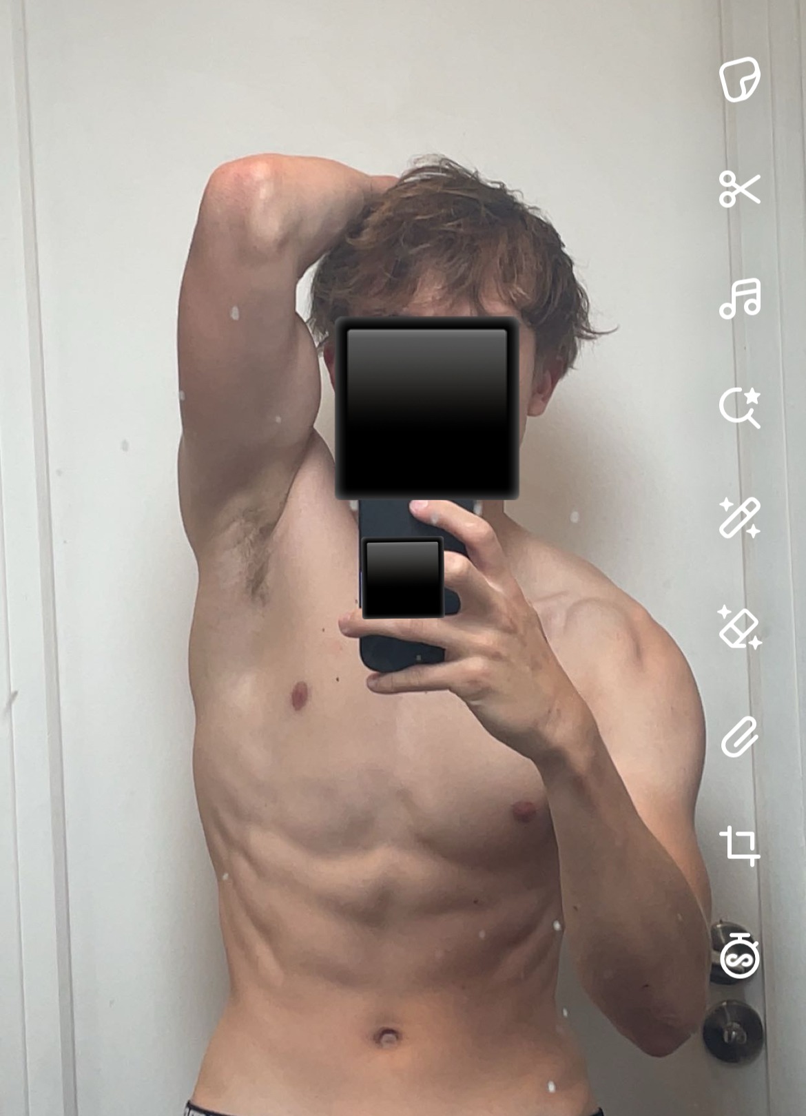 Profil de Vladislaw, 19 ans, Escort Trans France à Traversères