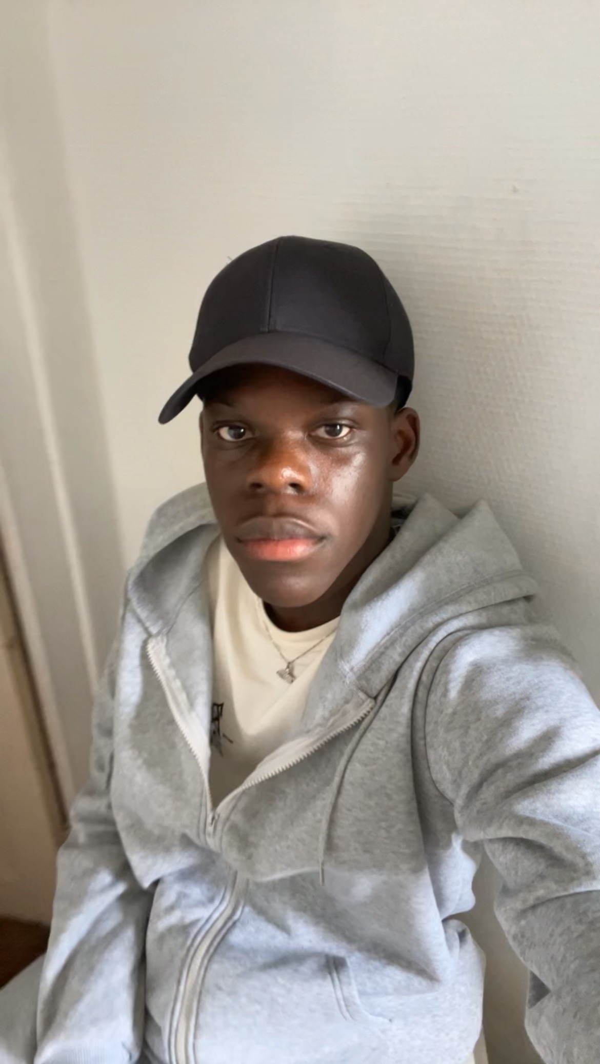 Profil de Mouhamadou, 18 ans, Escort Trans France à Saint-Simon