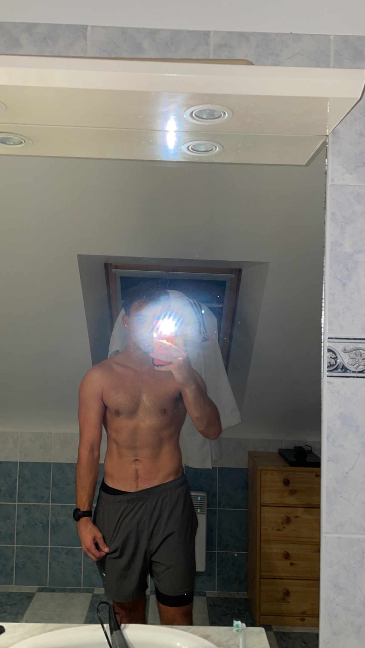 Profil de Edrick, 25 ans, Escort Trans France à Ternant