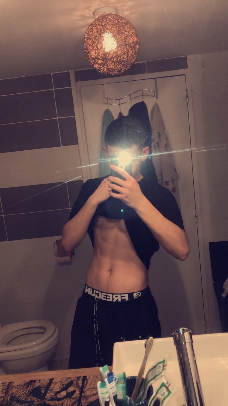 Profil de Matea, 18 ans, Escort Trans France à Caumont