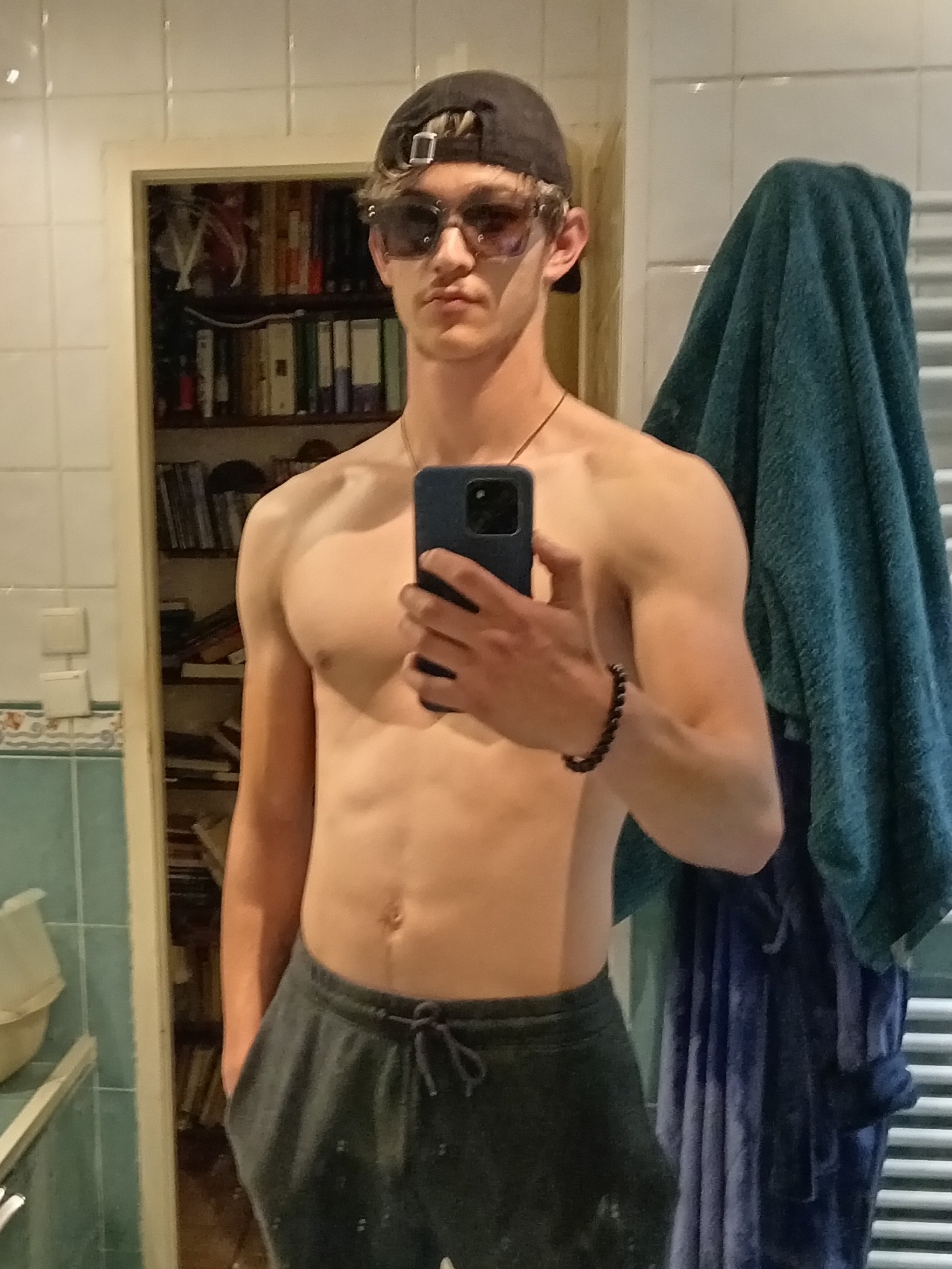Profil de Avel, 21 ans, Escort Trans France à Vanosc