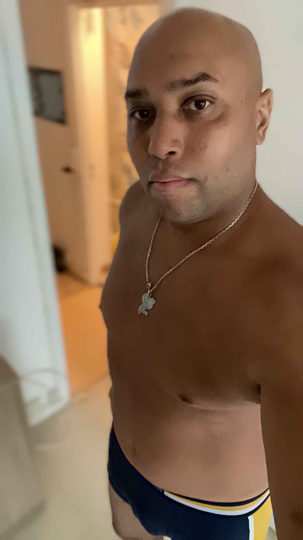 Profil de Otello, 45 ans, Escort Trans France à Marcenat