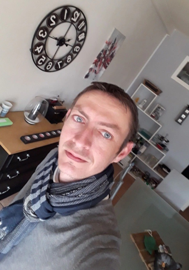 Profil de Marat, 38 ans, Escort Trans France à Diffembach-lès-Hellimer