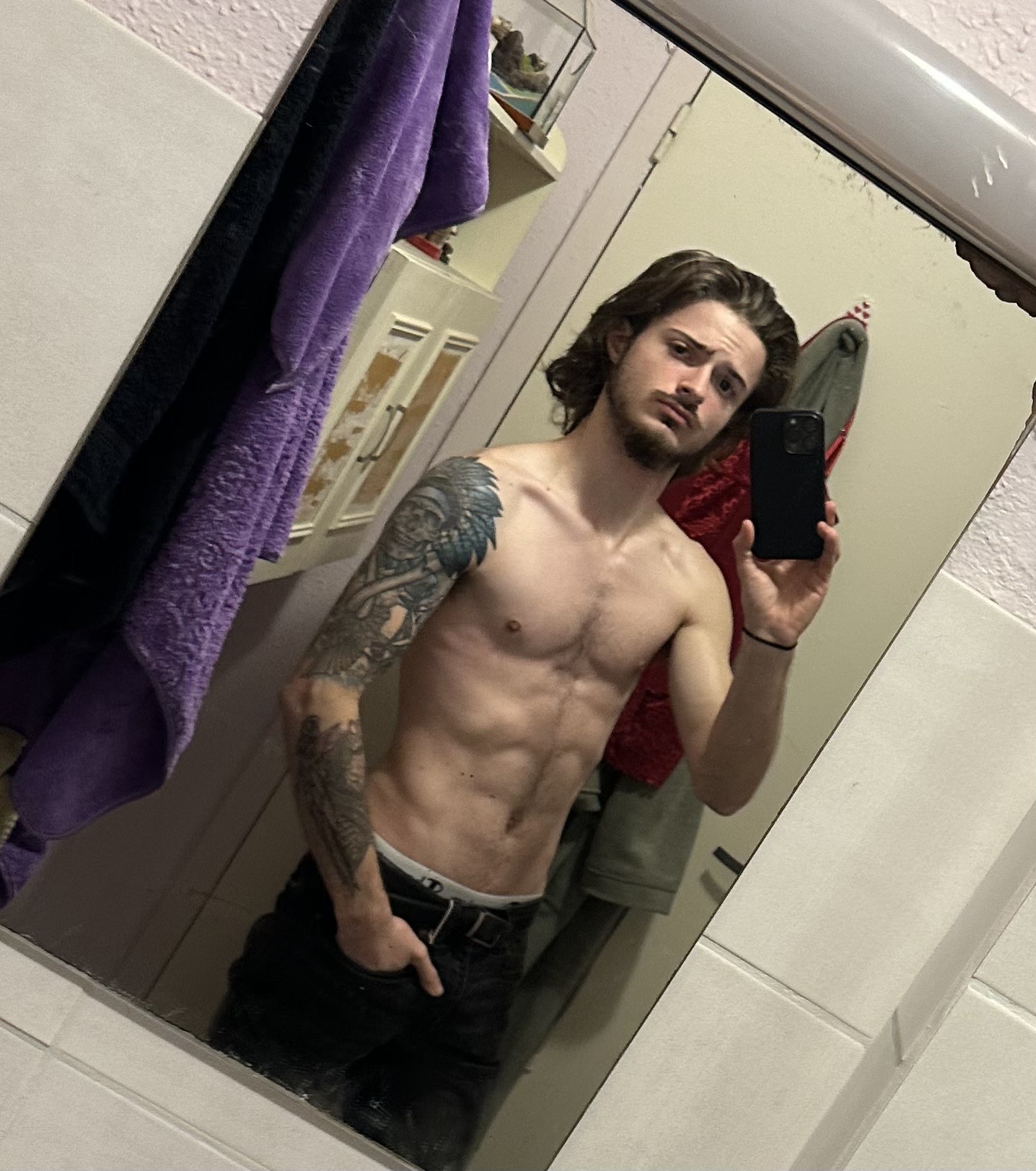 Profil de Athos, 27 ans, Escort Trans France à Béthincourt